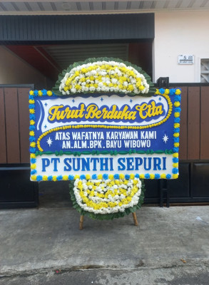 Papan Bunga Duka di Ngade