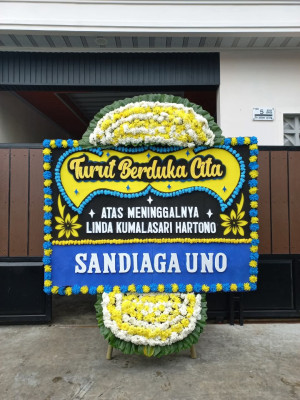Papan Bunga Duka di Ngade